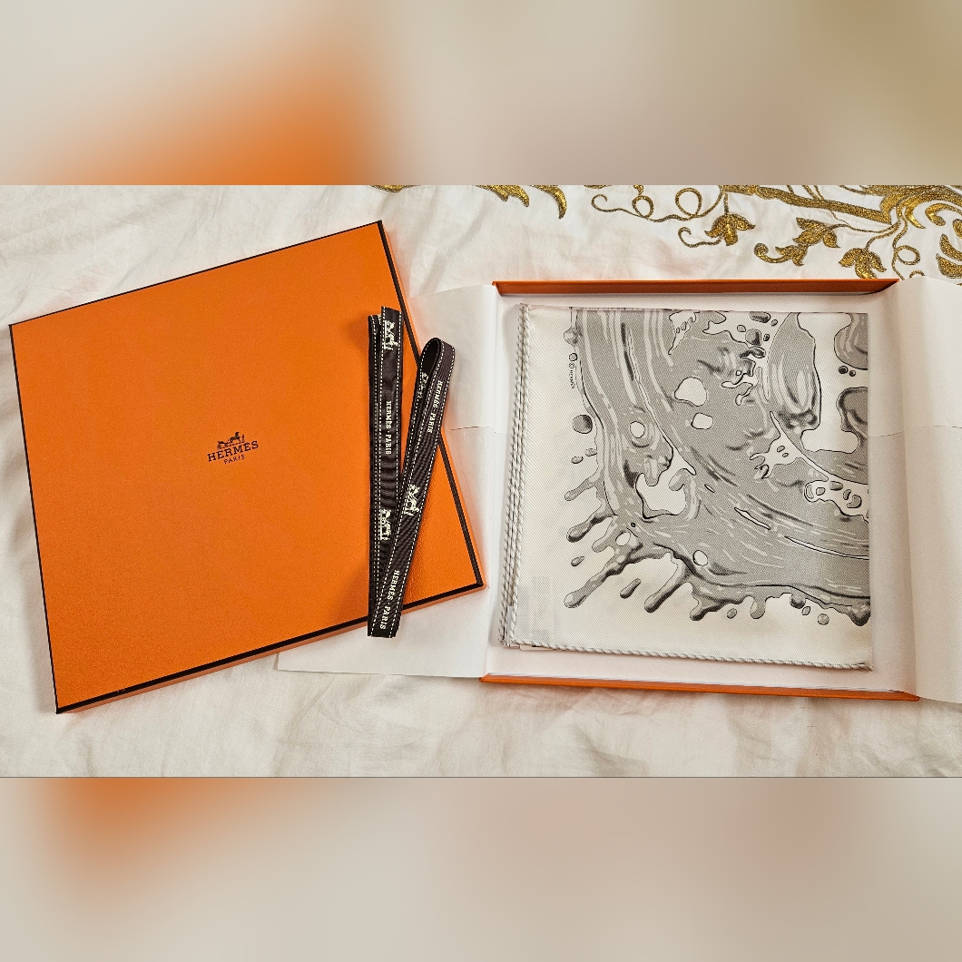 Nib Hermes Peinture Fraiche 45 Scarf Silk Blanc Gris Perle